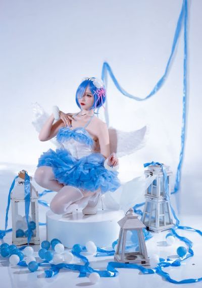 丰满的女邻居2伦理_2019国语AV首页