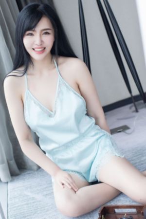 av黄在线观看_完整无删减版