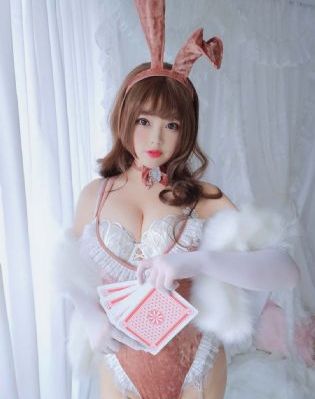 我女儿的闺蜜_国产剧免费高清观看