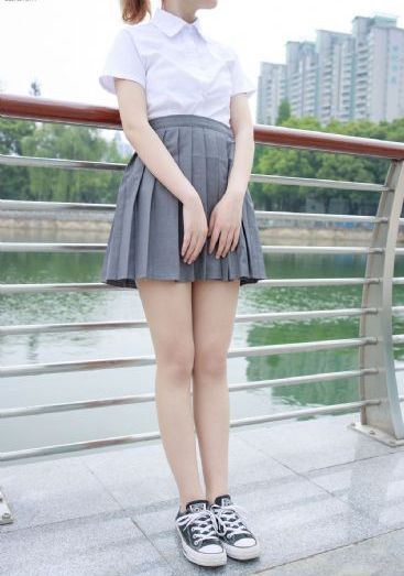 阿诺拉在线观看免费完整版_超清天堂在线